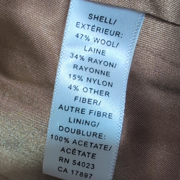 Banana Republic Women's Tan Trench Coat - Picture 6 of 10